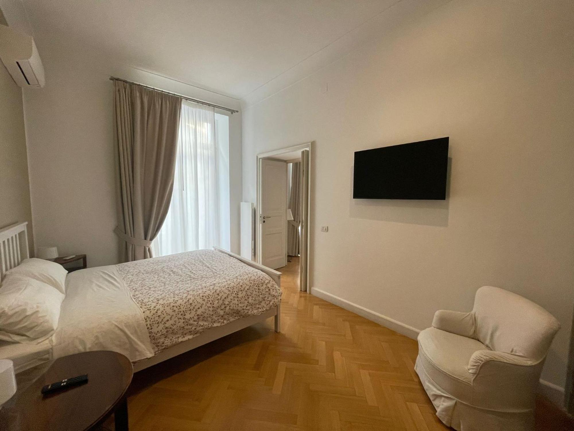 Napoliforever Chiaia Apartment
